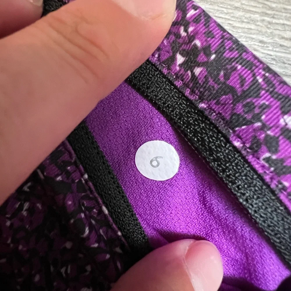 Lululemon‎ Speed Shorts Purple Black Low Rise Running Athletic Gym Shorts Size 6